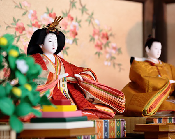 ひな人形
